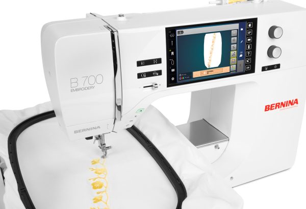 Bernina B 700